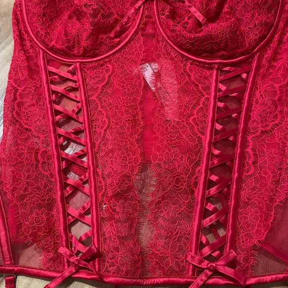 NWT Victoria's Secret lipstick red lace Wicked unlined lace-up corset top XXL - Picture 2 of 8